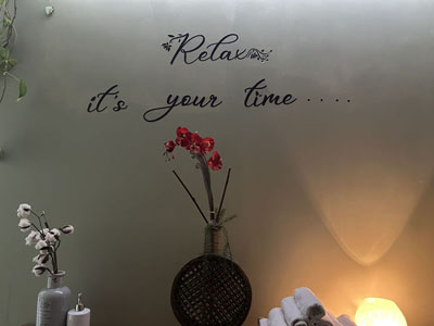 Magical Massage gallery: couples massage room and ambiance